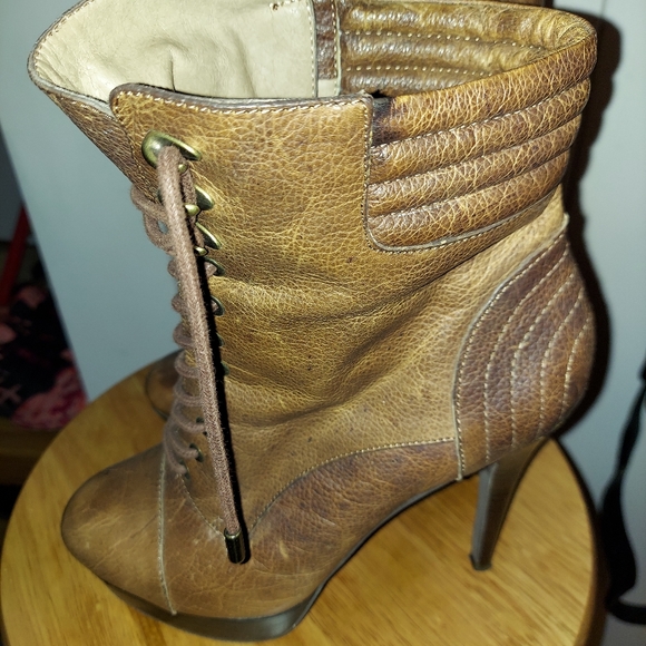 Jessica Simpson Taupe Ankle Booties Stilletto Heel - Picture 3 of 6